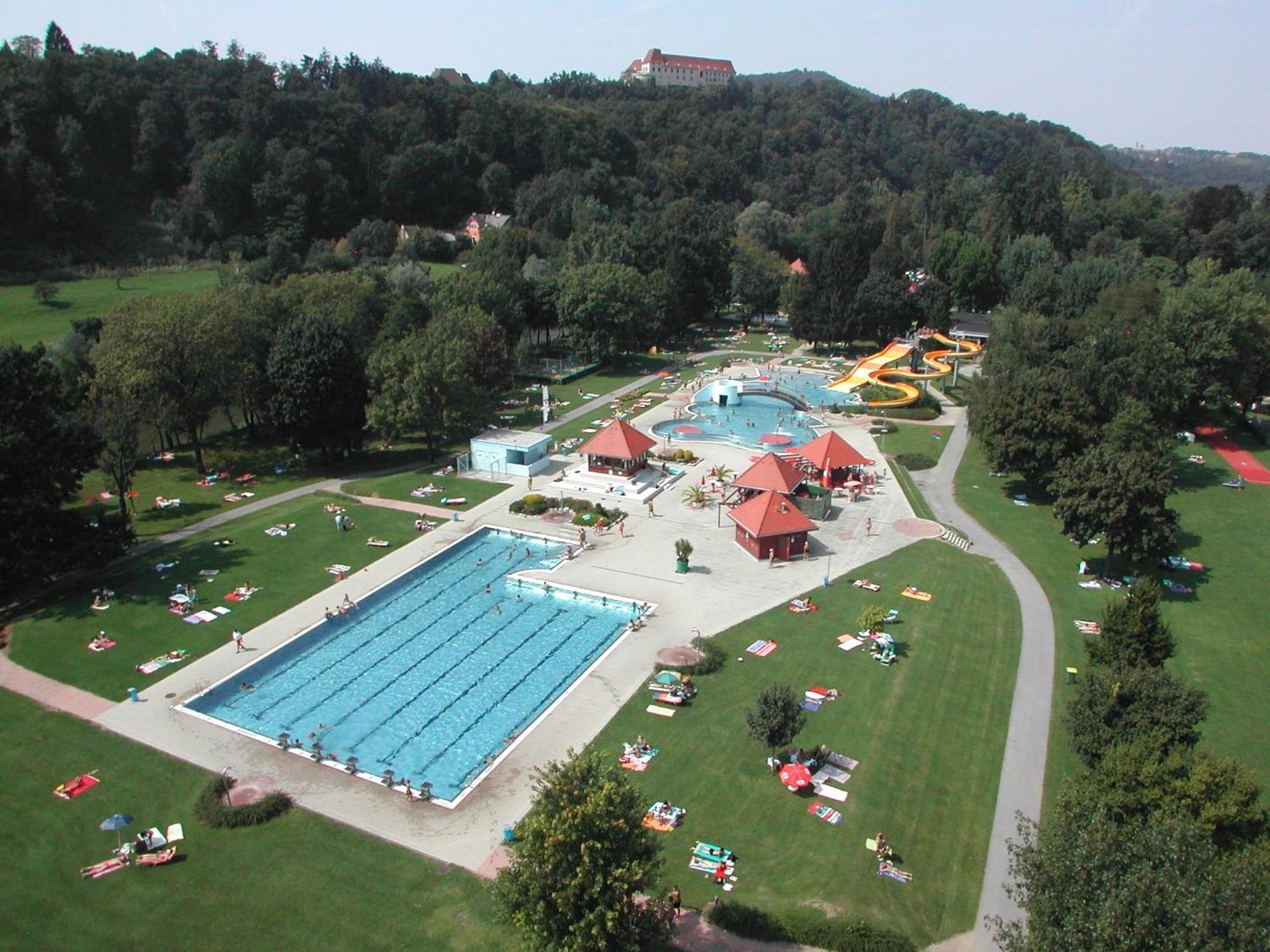 Ferienwohnungen Karin Am Seggauberg Leibnitz Exterior photo